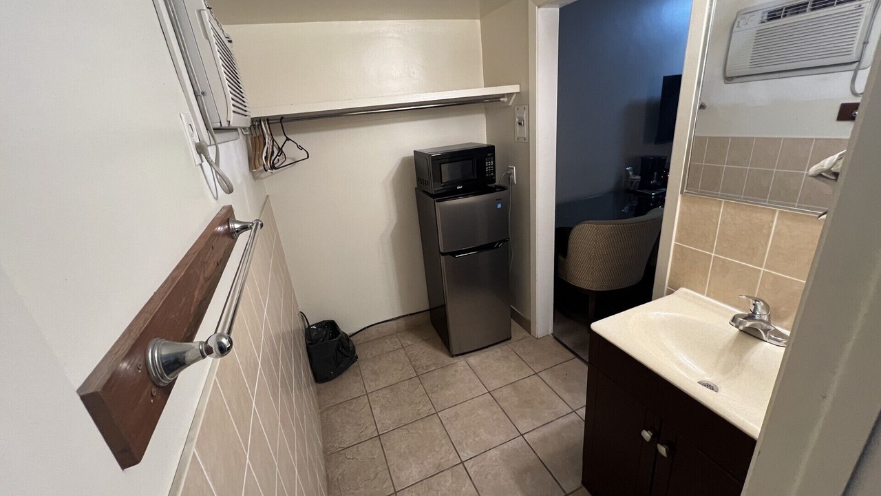 Photo of Bathroom in Niagara Falls