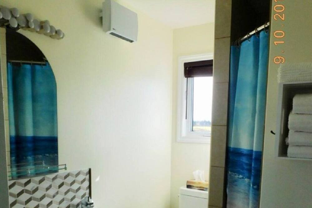Photo of Bathroom in Morell
