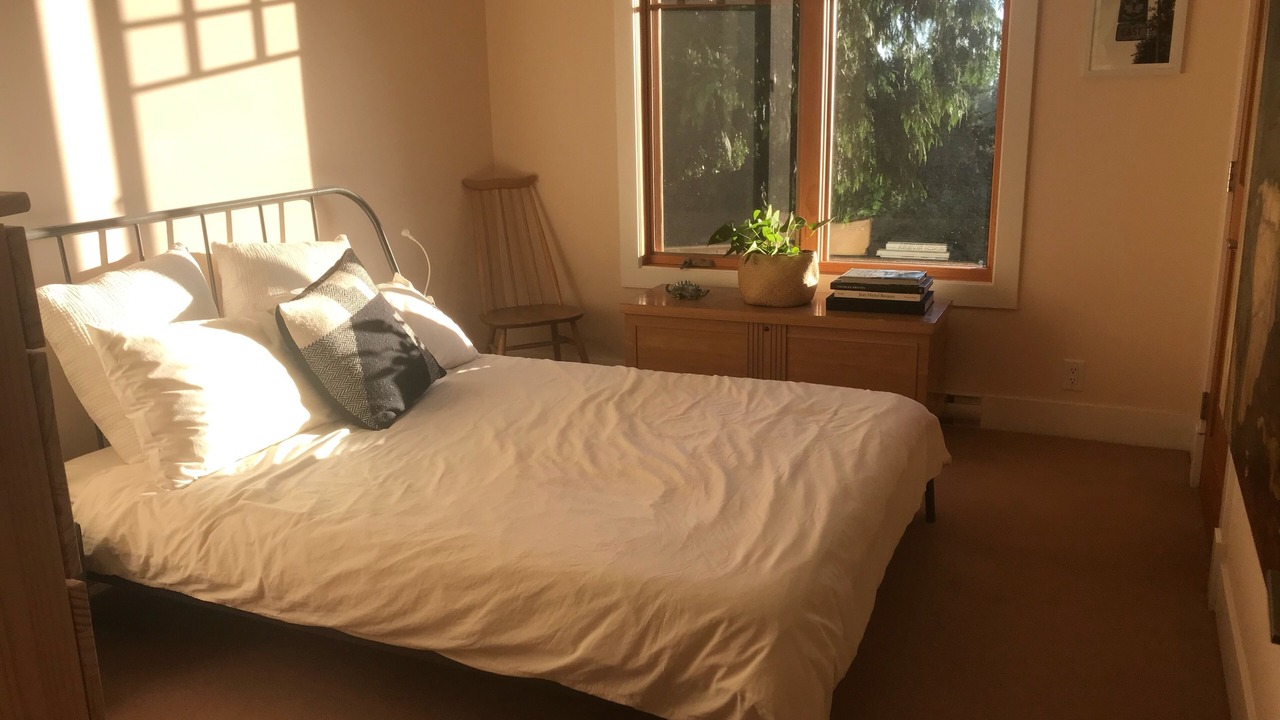 Photo of Bedroom in Bowen Island