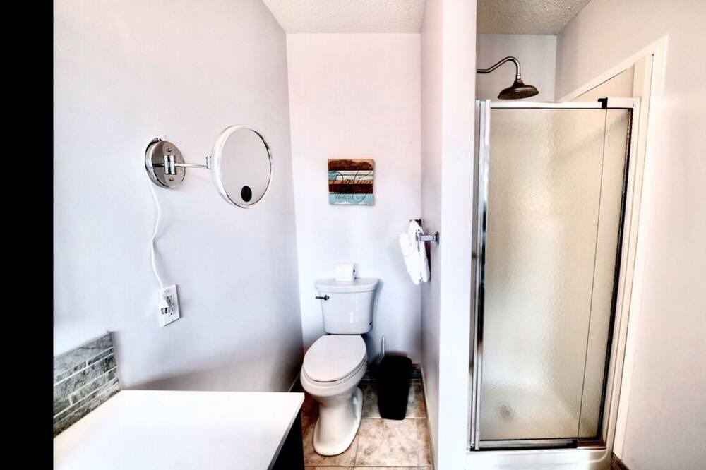 Photo of Bathroom in North Central Edmonton