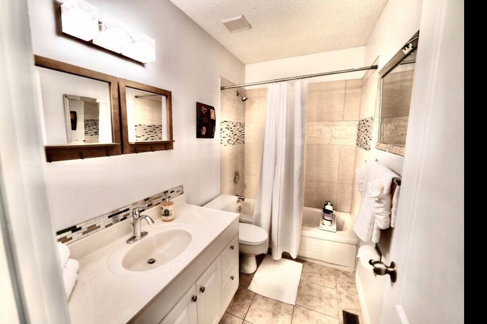 Photo of Bathroom in North Central Edmonton