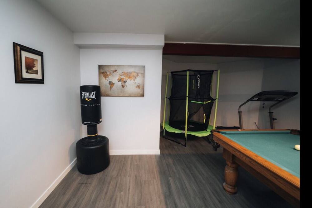 Photo of Bedroom in North Central Edmonton