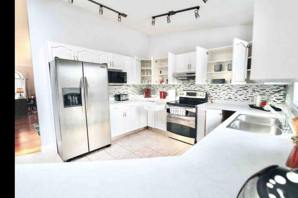 Photo of Kitchen in North Central Edmonton