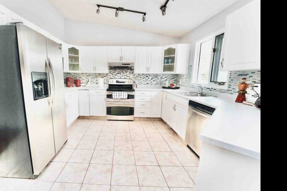 Photo of Kitchen in North Central Edmonton