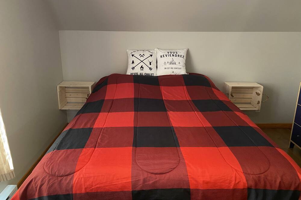 Photo of Bedroom in Mandeville