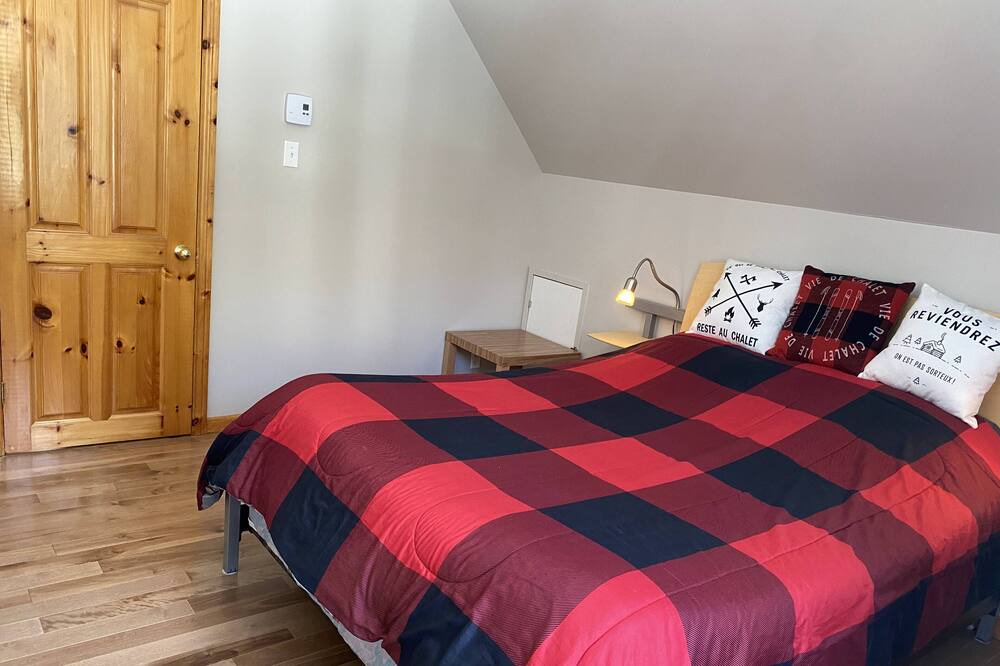 Photo of Bedroom in Mandeville