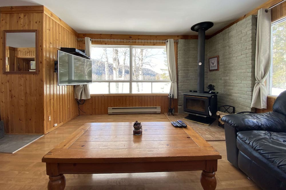 Photo of Livingroom in Mandeville