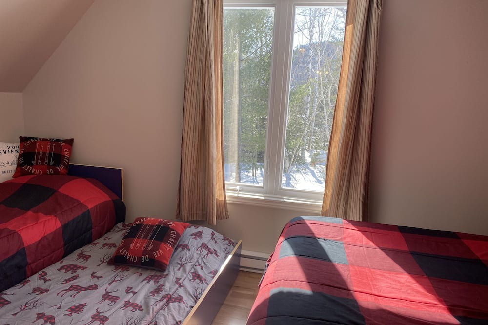 Photo of Bedroom in Mandeville