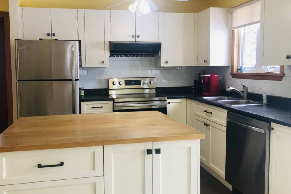 Photo of Kitchen in Lac-Brome