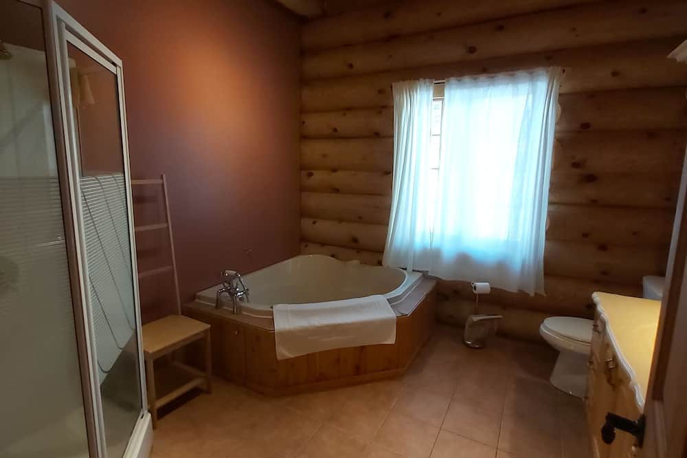 Photo of Bathroom in Stanstead Township