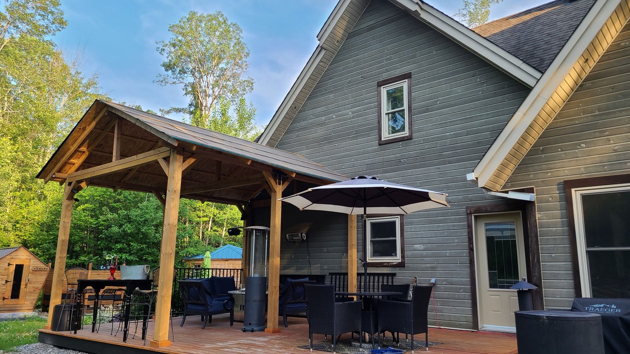 Photo of Patio Balcony in Val-des-Bois