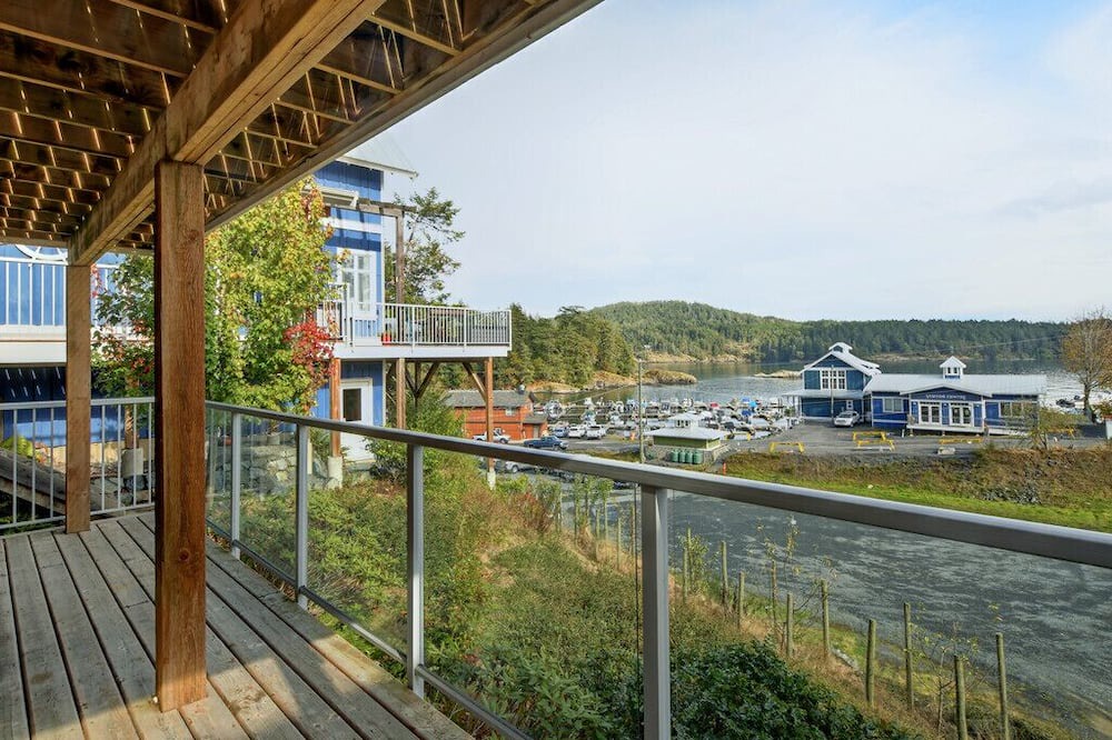 Photo of Patio Balcony in Sooke