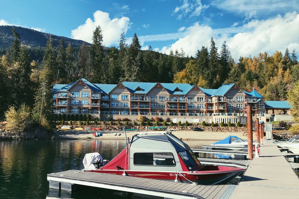 Photo of Others in Kaslo