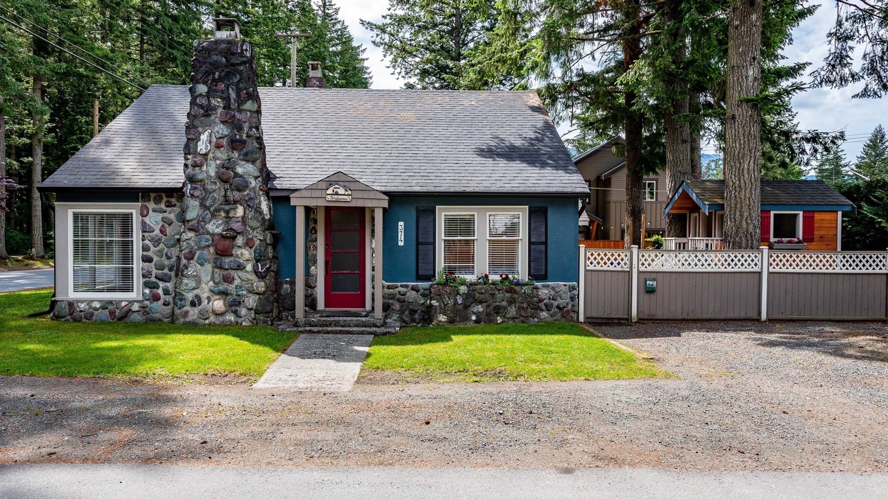 Photo of Outdoor in Cultus Lake