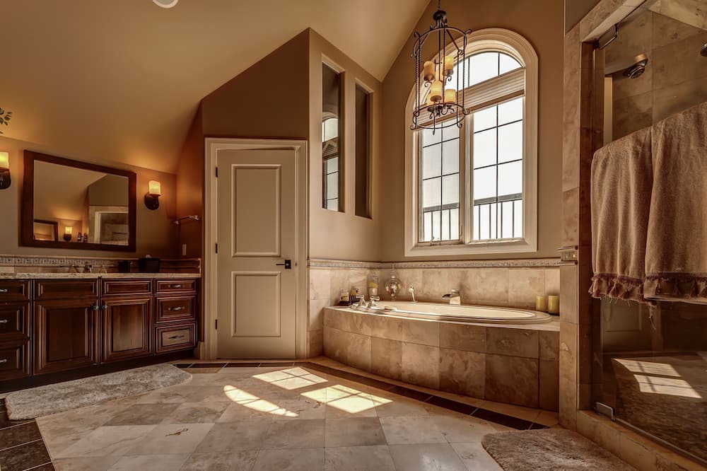 Photo of Bathroom in Inglewood