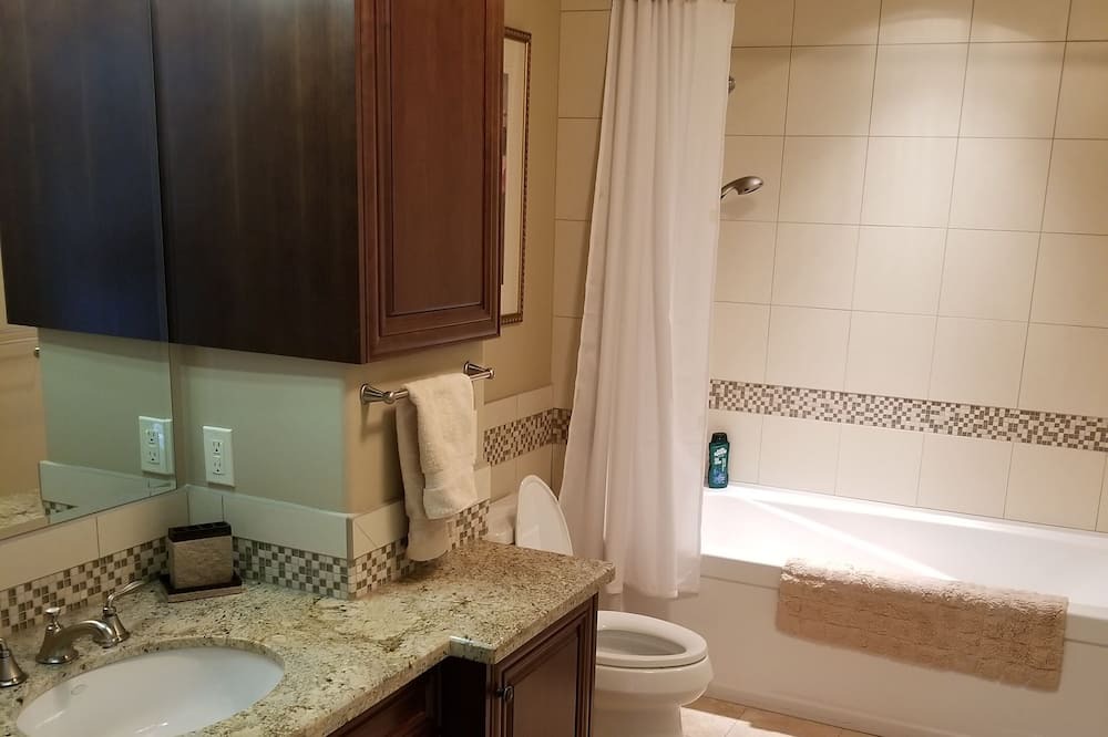 Photo of Bathroom in Inglewood