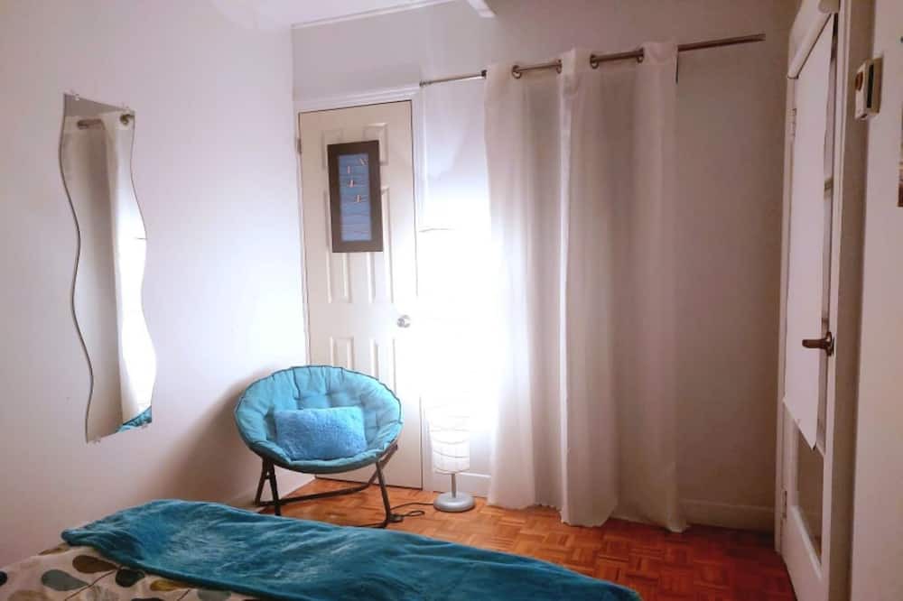Photo of Bedroom in Terrebonne