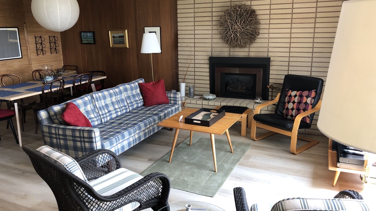 Photo of Livingroom in Wheatley