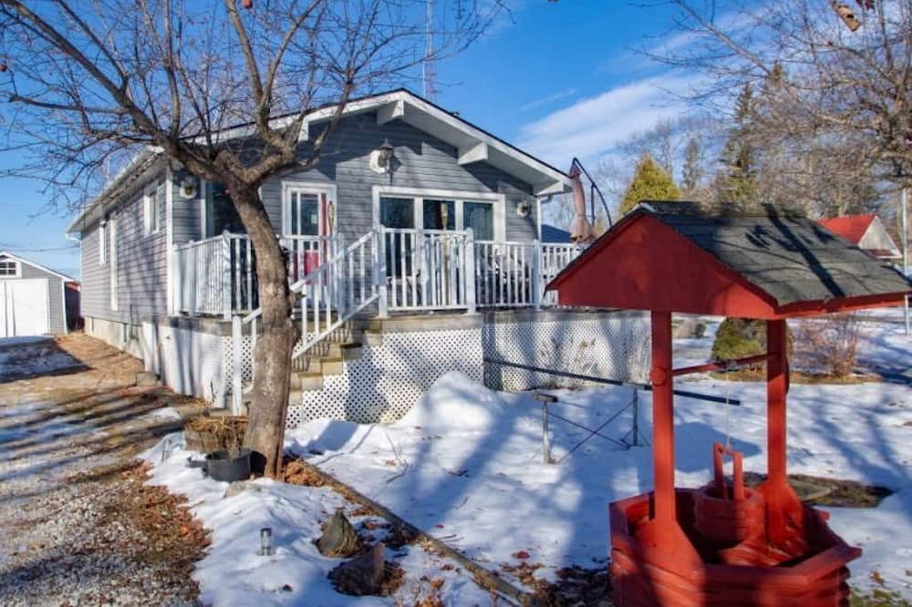 Photo of Outdoor in Carden