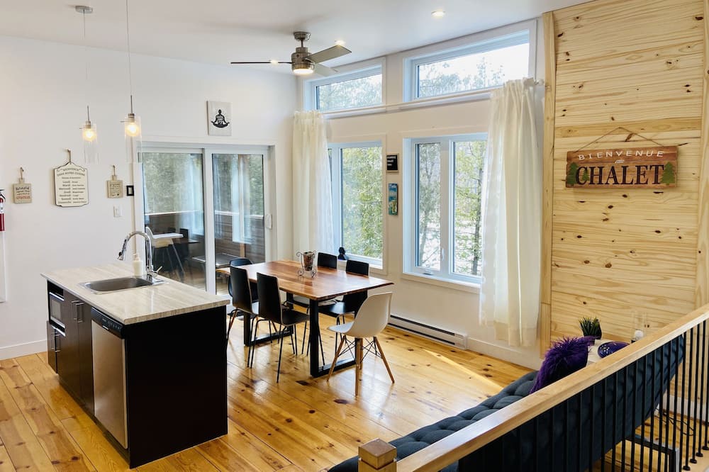 Photo of Livingroom in Matawinie Regional County Municipality