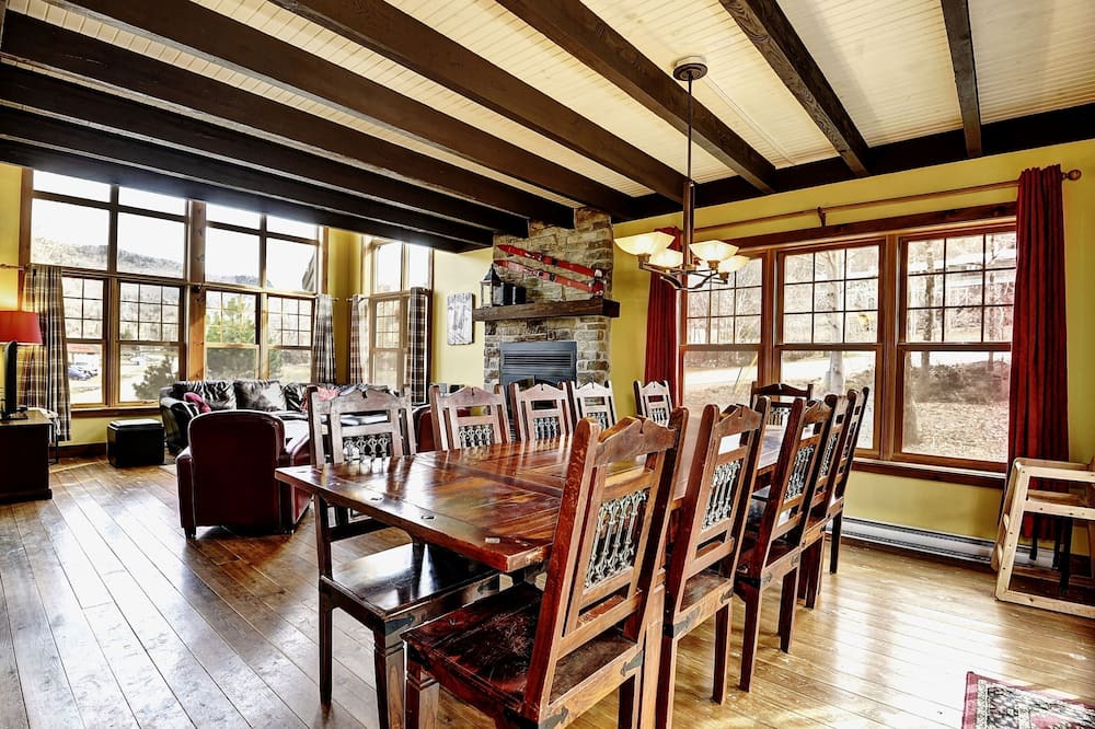Photo of Kitchen in Stoneham