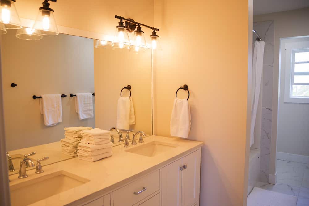 Photo of Bathroom in Southeast Kelowna