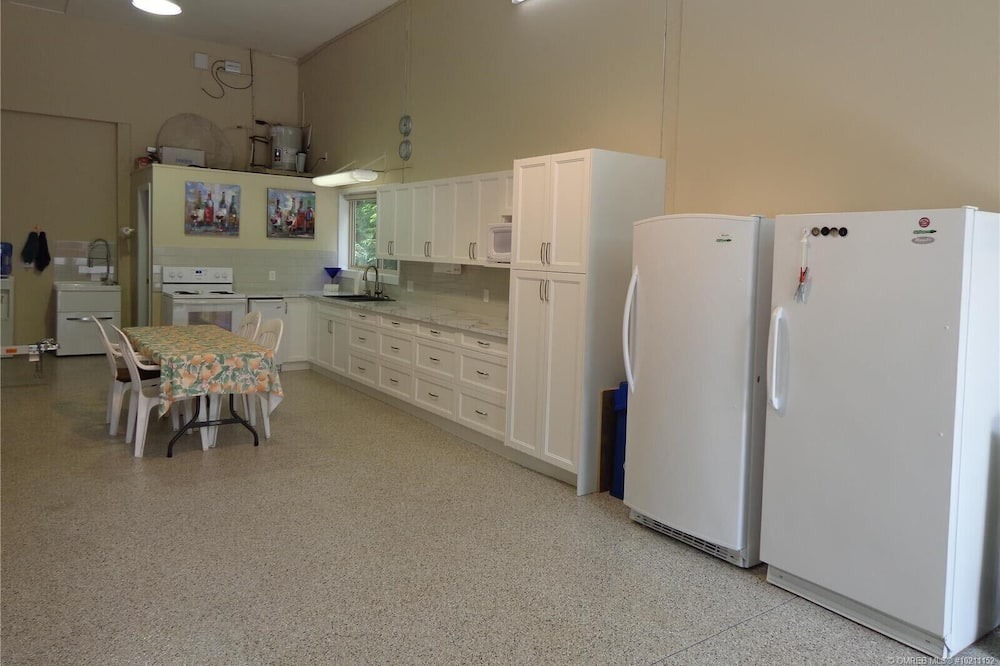 Photo of Kitchen in Swansea Point