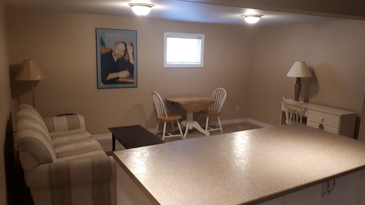 Photo of Livingroom in Scugog