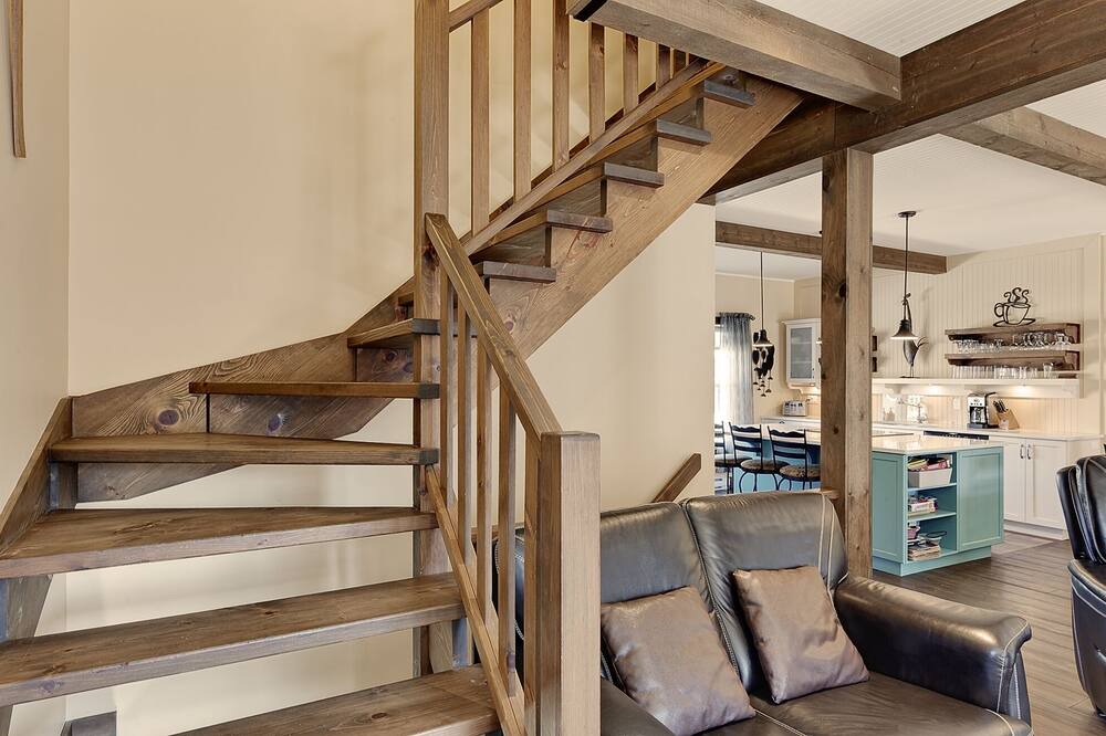 Photo of Livingroom in Stoneham