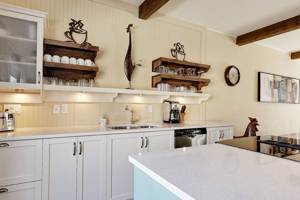 Photo of Kitchen in Stoneham
