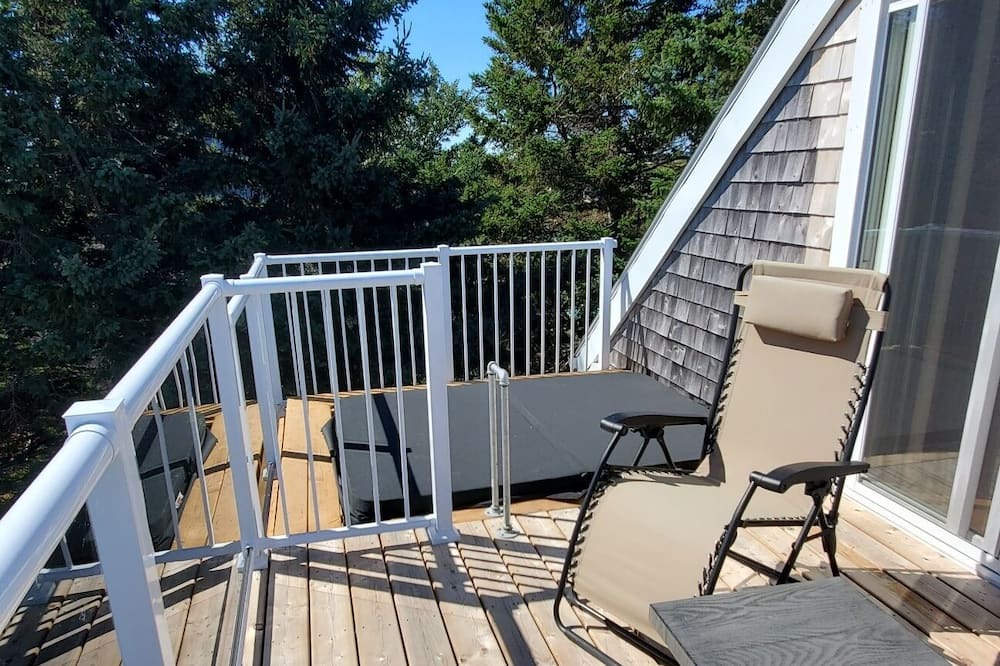 Photo of Patio Balcony in Bayside