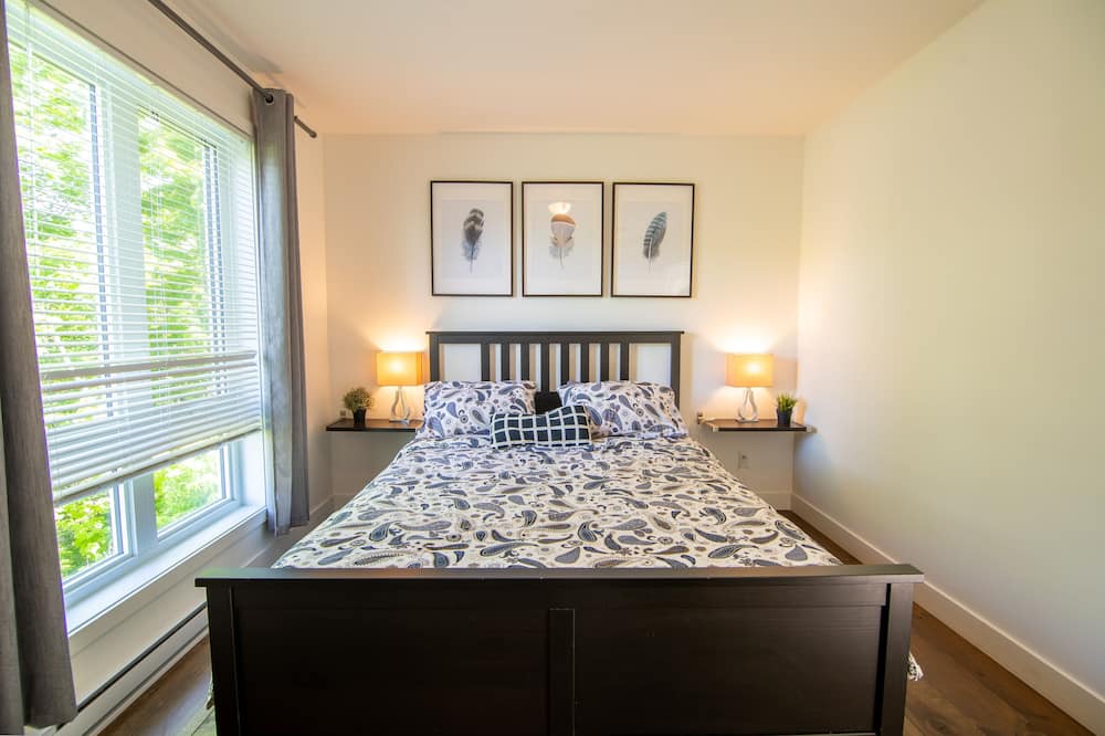 Photo of Bedroom in Entrelacs