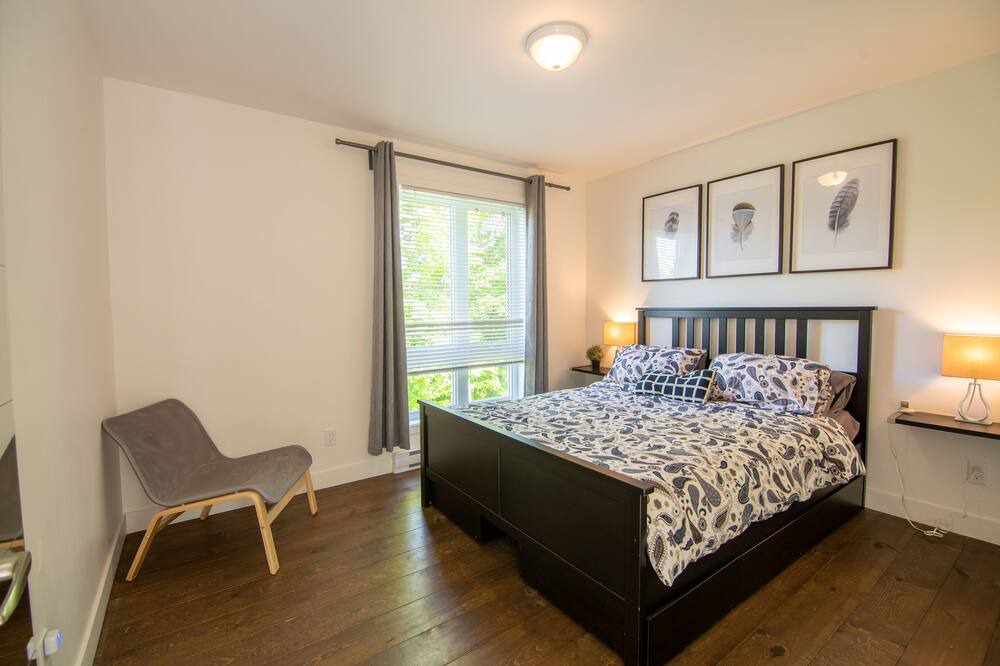 Photo of Bedroom in Entrelacs