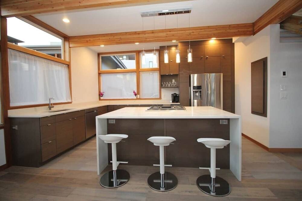 Photo of Kitchen in West Sechelt