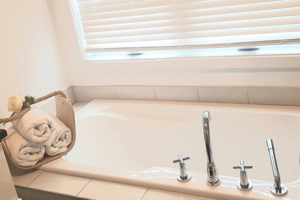Photo of Bathroom in Plateau