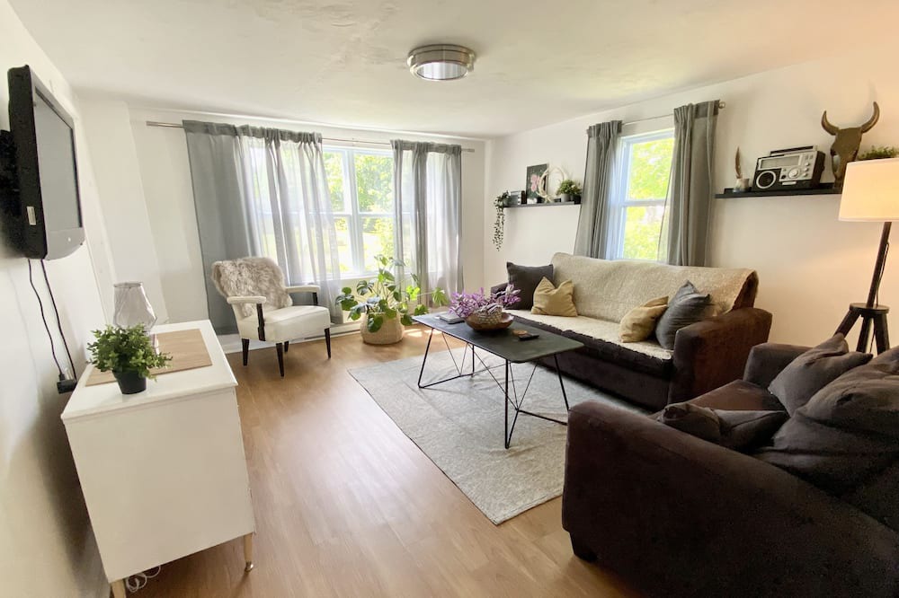 Photo of Livingroom in Bay of Fundy & Annapolis Valley