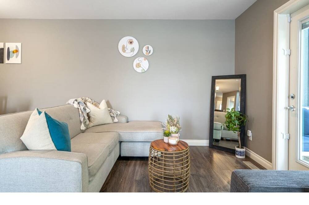 Photo of Livingroom in Sylvan Lake
