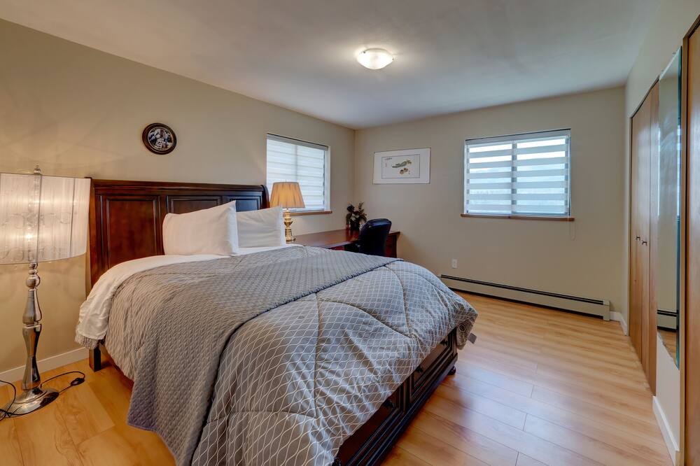 Photo of Bedroom in West Porpoise Bay