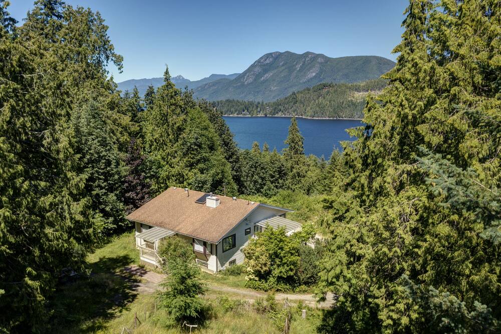 Photo of Outdoor in West Porpoise Bay