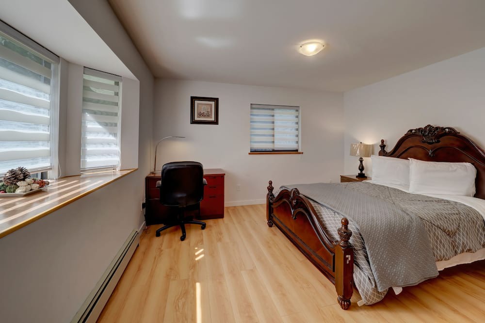 Photo of Bedroom in West Porpoise Bay