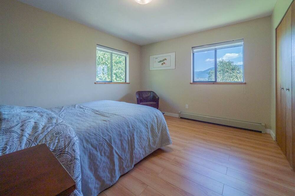 Photo of Bedroom in West Porpoise Bay