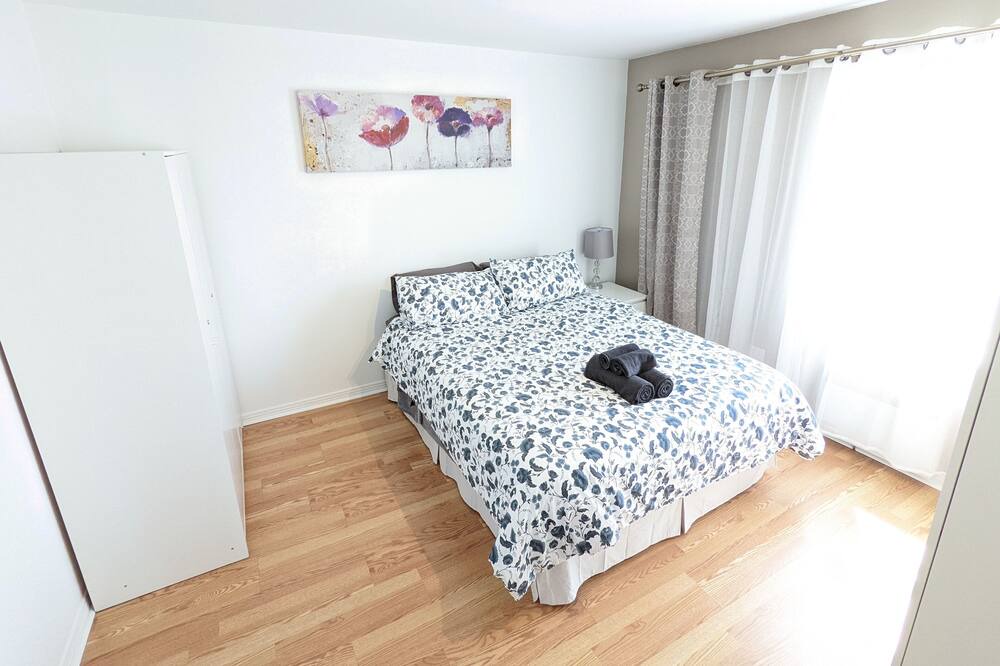 Photo of Bedroom in Pont-Viau