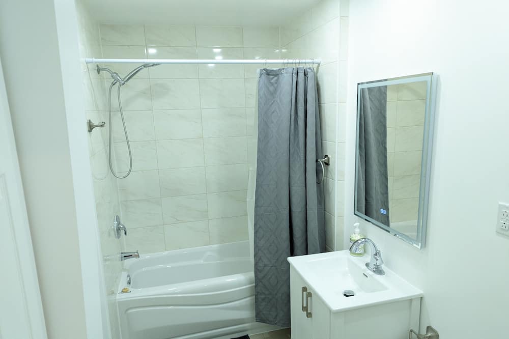 Photo of Bathroom in Pont-Viau