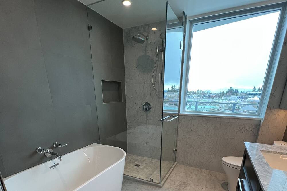 Photo of Bathroom in White Rock