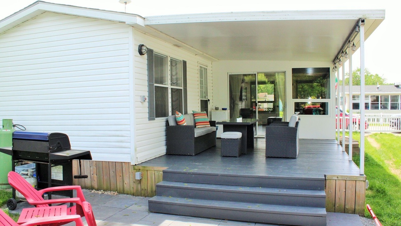 Photo of Patio Balcony in Sherkston