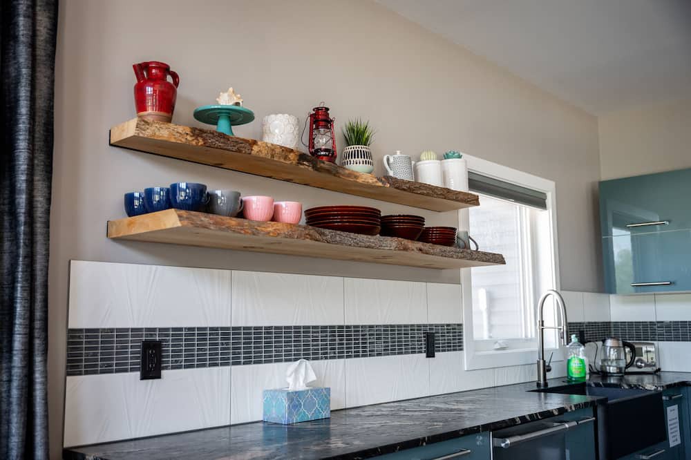 Photo of Kitchen in Lester Beach