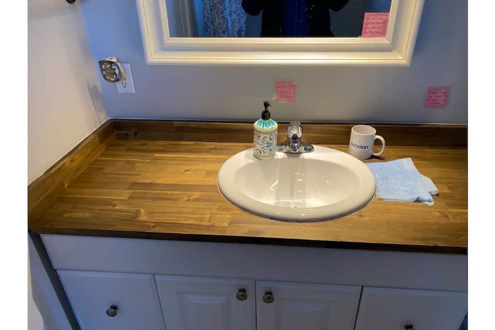 Photo of Bathroom in Kirkfield
