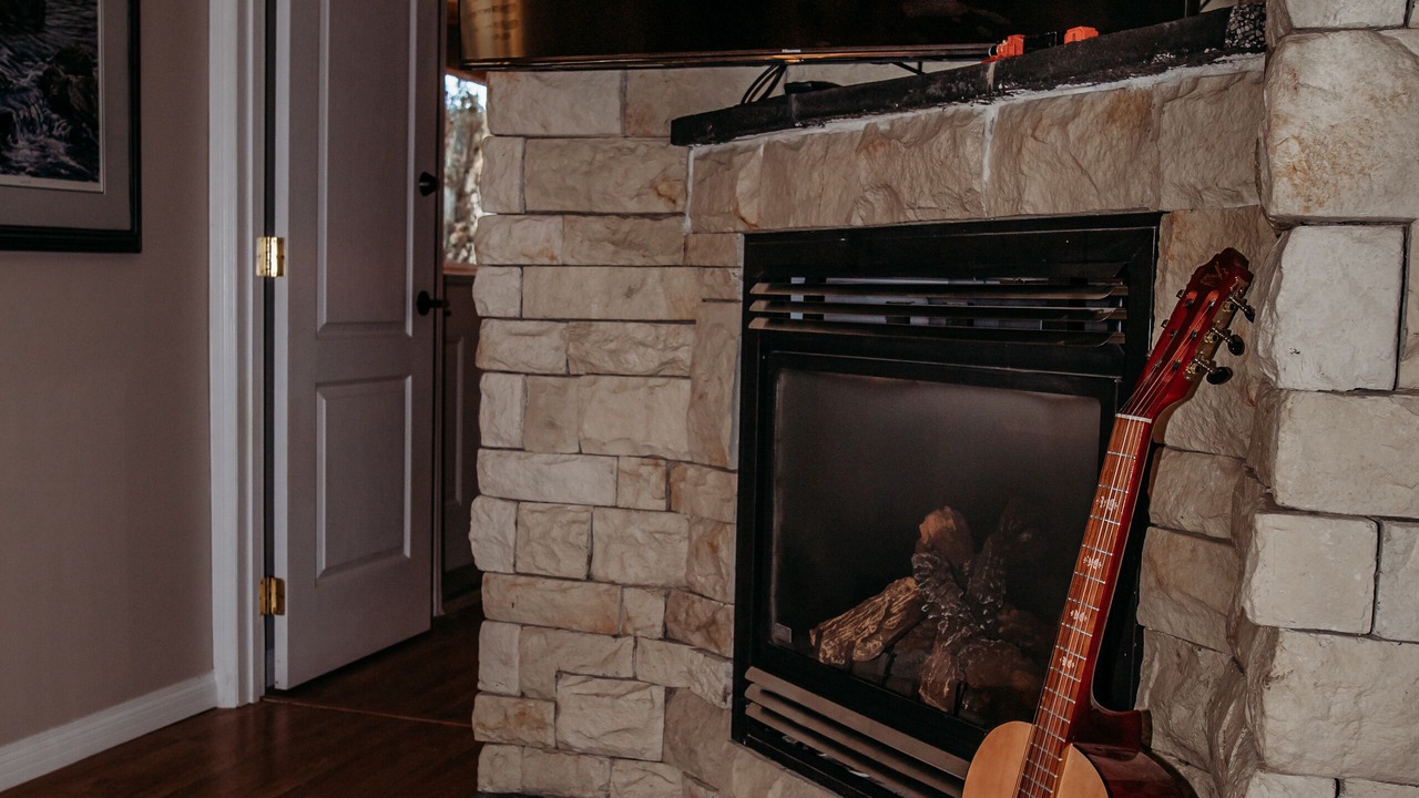 Photo of Livingroom in Hinton