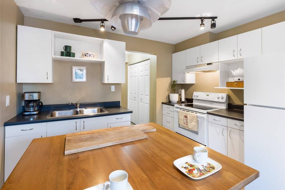 Photo of Kitchen in Beachcomber