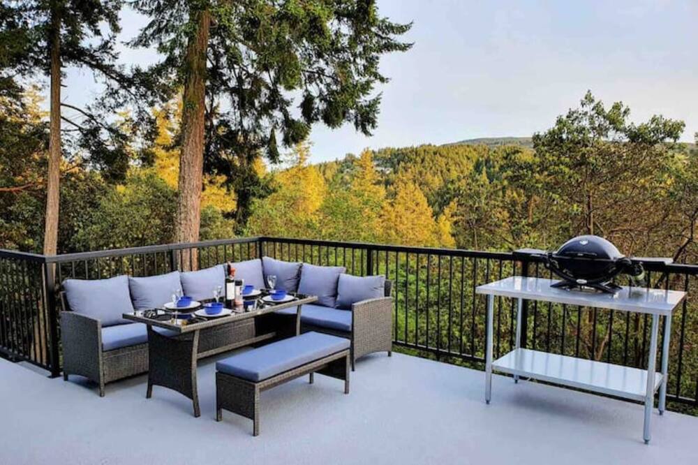 Photo of Patio Balcony in North Cowichan
